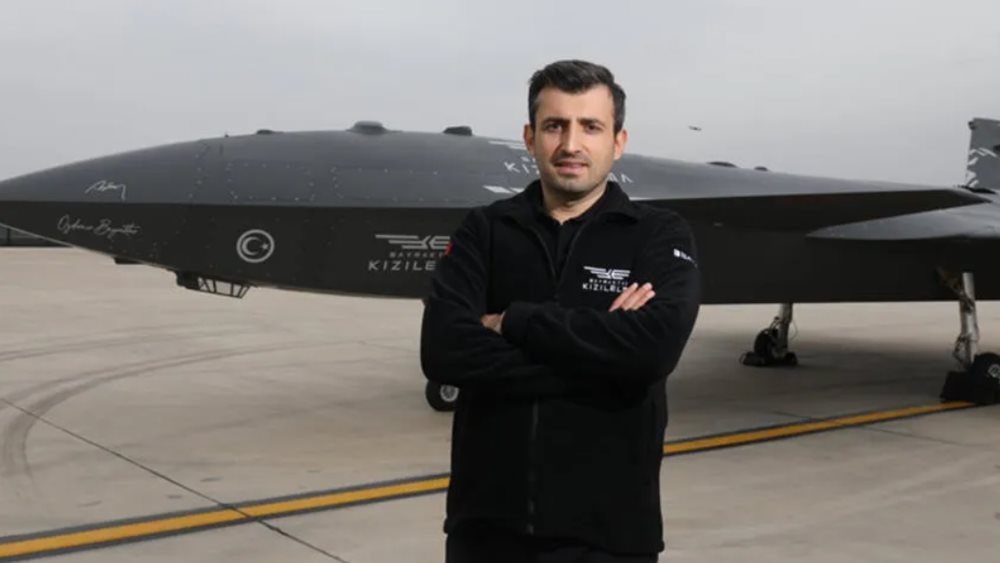 "Το νέο μου drone Kızılelma θα ξεπεράσει τα αεροσκάφη 5ης γενιάς σαν τα F-35", καυχιέται ο γαμπρός του Ερντογάν