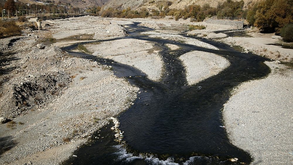 Το Ιράν σταματά την παραγωγή ενέργειας σε κρίσιμο φράγμα λόγω ξηρασίας
