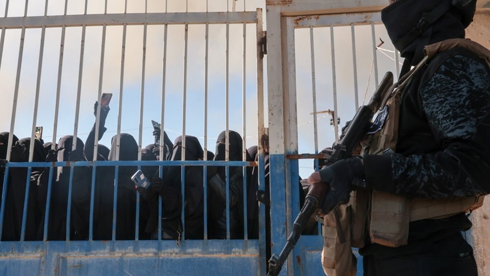 Συρία: Οι οικογένειες των τζιχαντιστών του ISIS έχουν φύγει από τον καταυλισμό Αλ-Χολ - Άγνωστη η τύχη τους