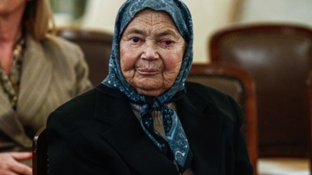 Πέθανε η Αθηνά Παπαχρήστου, η αγρότισσα που δώρισε με τις οικονομίες της ασθενοφόρο στο ΕΚΑΒ
