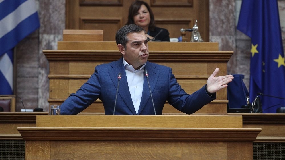 Αλαλούμ με την ψήφο Τσίπρα στις αμυντικές δαπάνες