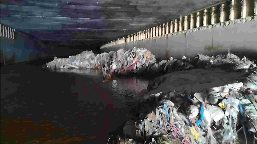 Επιχείρηση "Κηφισός": Με μπουλντόζες και ερπυστριοφόρα καθαρίζουν πρώτη φορά υπόγεια τμήματα του ποταμού