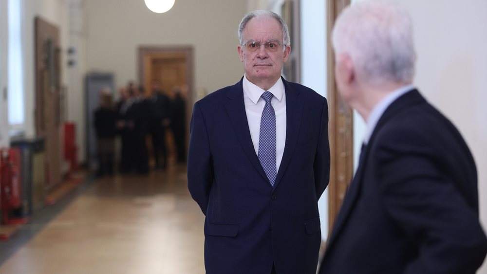 Νέος Πρόεδρος της Δημοκρατίας εξελέγη ο Κωνσταντίνος Τασούλας με 160 ψήφους