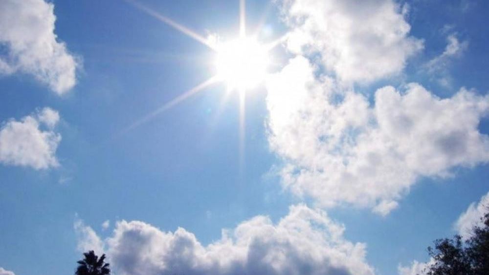 Καιρός: Έρχεται θερμή εισβολή με κορύφωση την Τρίτη