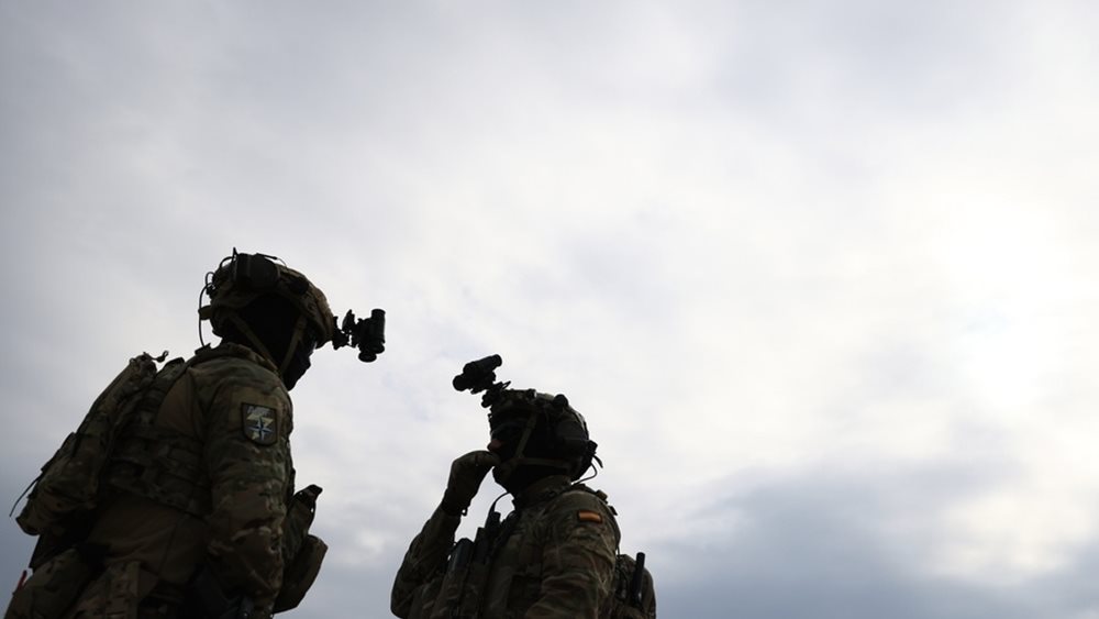 Politico - Η Ευρώπη σκέφτεται το...αδιανόητο απέναντι στον υβριδικό πόλεμο της Ρωσίας: Αντεπίθεση