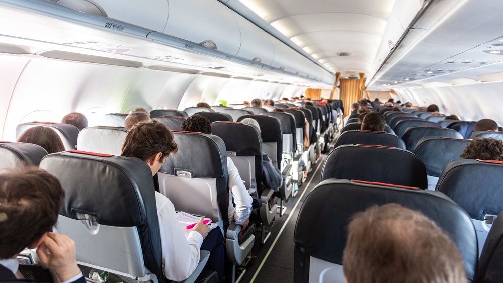 Έρευνα σε μεγάλες αεροπορικές εταιρείες για πρακτικές &quot;πράσινου ξεπλύματος&quot;