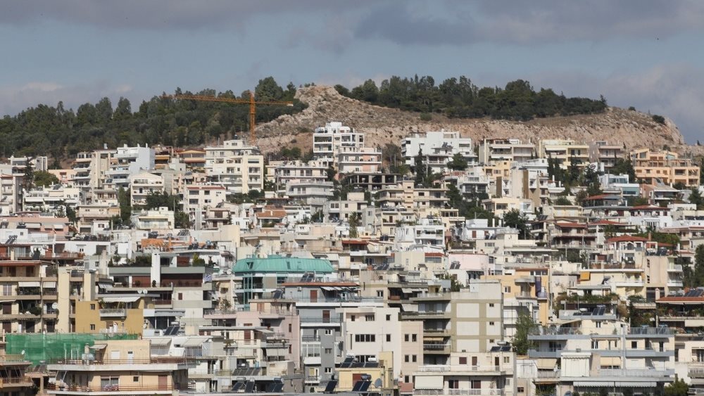 Bloomberg: Οι τιμές των ακινήτων στην Αθήνα αυξάνονται ταχύτερα από άλλες ευρωπαϊκές πόλεις