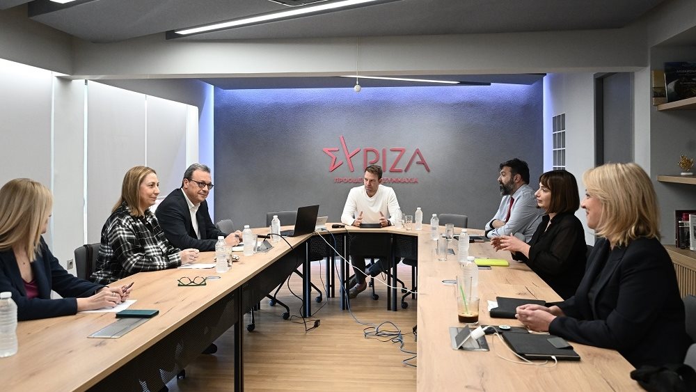 Η… χείρα φιλίας Κασσελάκη και το εκτελεστικό χωρίς Αχτσιόγλου