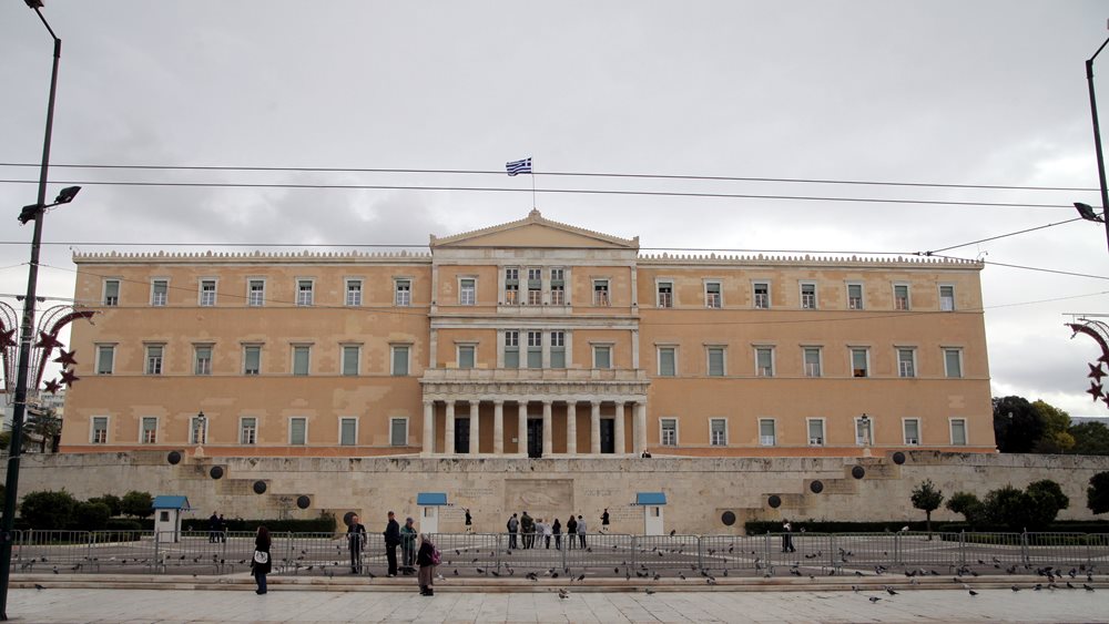 Τροπολογία για το έργο του Εθνικού Συντονιστή στο μεταναστευτικό-προσφυγικό