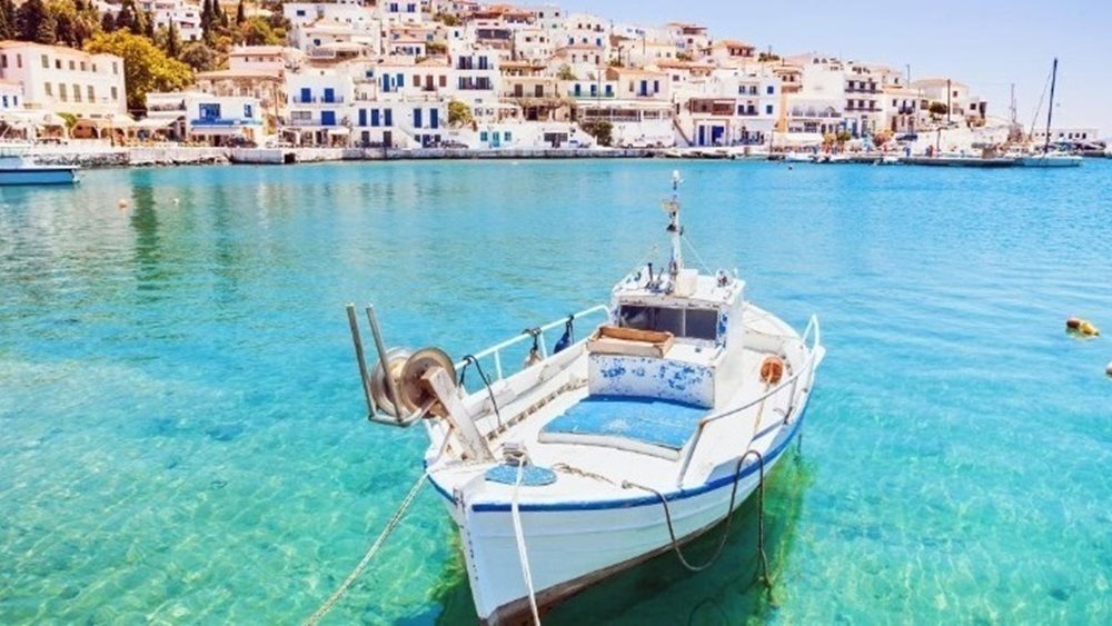 Πού θα κάνουν φέτος Πάσχα οι Έλληνες - Αυξημένη κατά 20% η τουριστική κίνηση