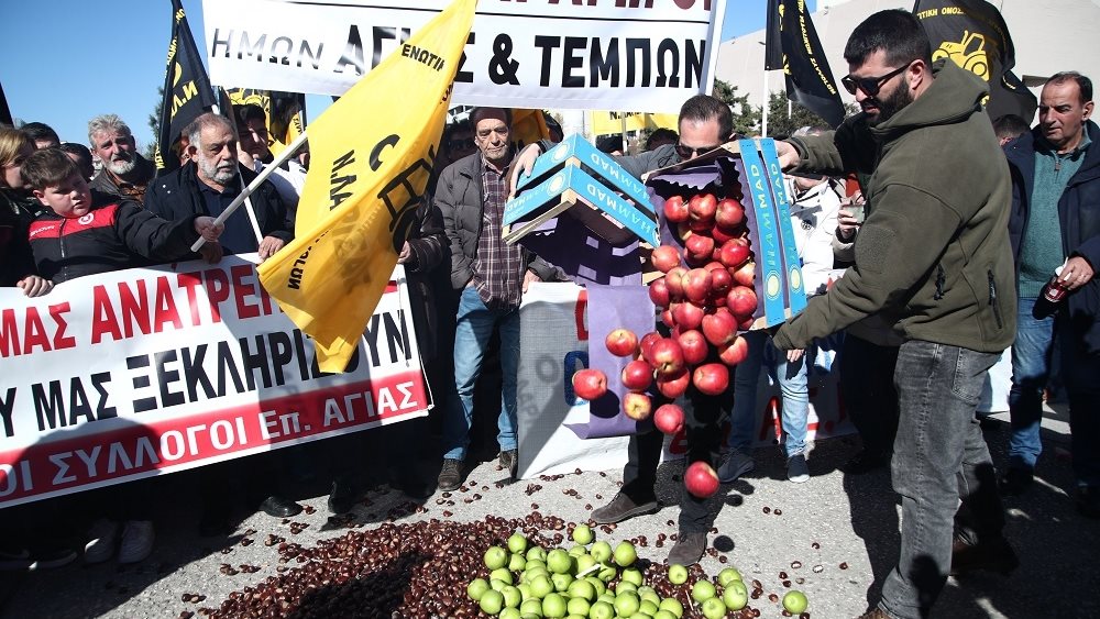 Ολοκληρώθηκε το συλλαλητήριο των αγροτών - Νέα πρόσκληση διαλόγου από Λ. Αυγενάκη