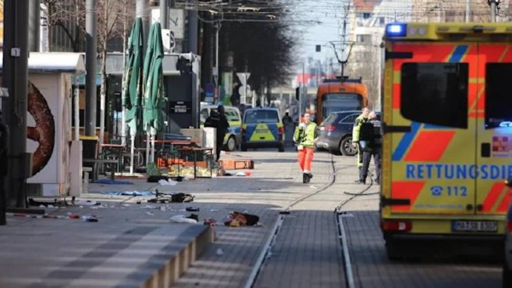 Αυτοκίνητο έπεσε σε πλήθος στη γερμανική πόλη Μάνχαϊμ: Τουλάχιστον δύο νεκροί - 40χρονος με γερμανική υπηκοότητα ο δράστης