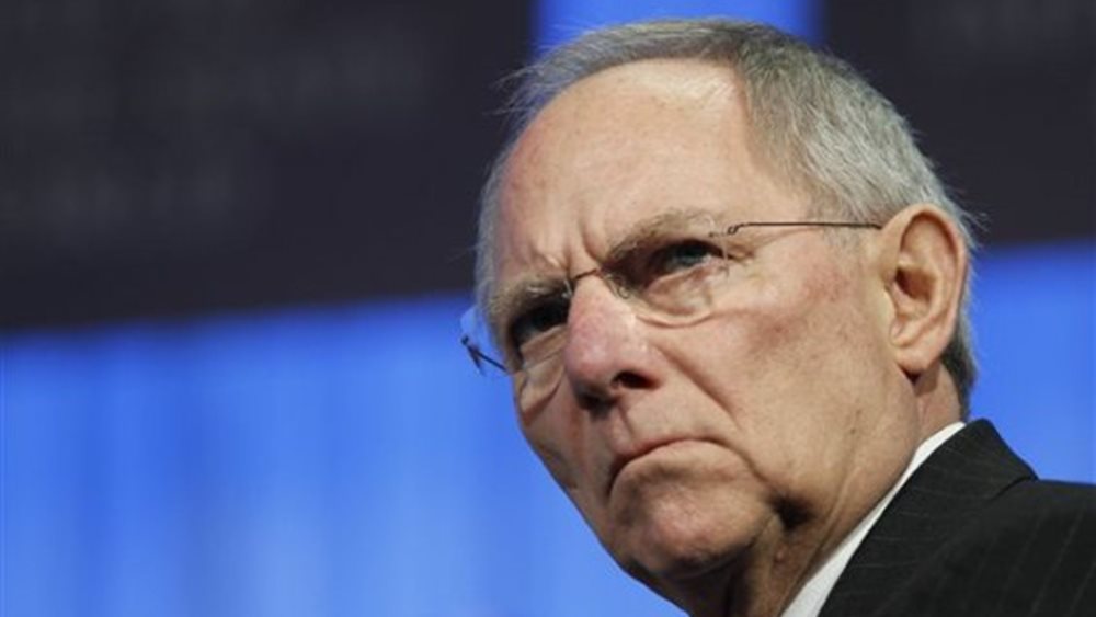 &quot;Ναι μεν αλλά&quot; από Schaeuble για το χρέος, στήριξη από Macron
