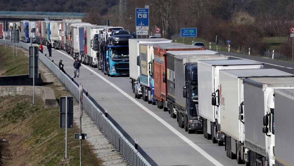 Πολωνία: Παρατείνονται οι έλεγχοι στα σύνορα με τη Γερμανία και τη Λιθουανία