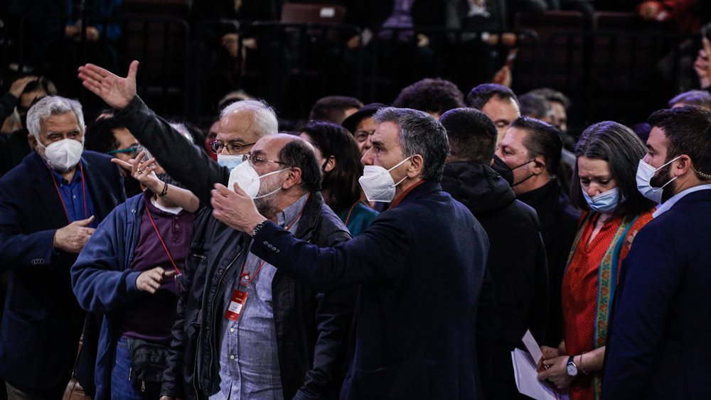 Συνέδριο ΣΥΡΙΖΑ: "Καυγάς" με Ομπρέλα, στο φίνις του συνεδρίου - Παρέμβαση Τσίπρα