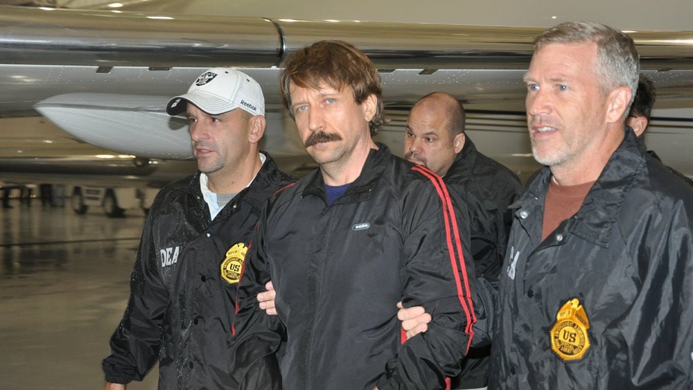 Η Ρωσία ελπίζει σε ανταλλαγή αιχμαλώτων στις ΗΠΑ - Το Κρεμλίνο θέλει τον &quot;έμπορο του θανάτου&quot;
