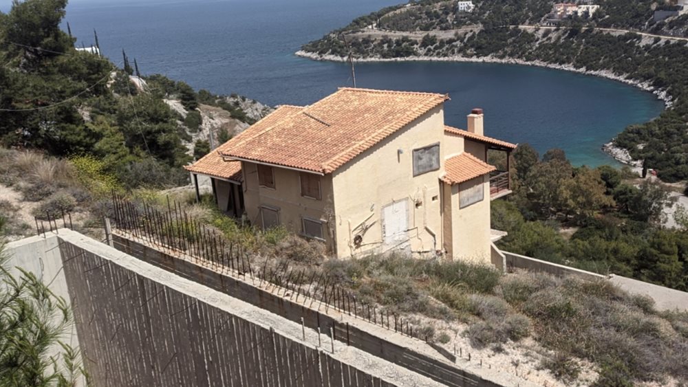 Πλειστηριασμοί: Σε νέα χέρια το σπίτι του Πέτρου Φιλιππίδη στο Σοφικό - Τι έμεινε στα αζήτητα