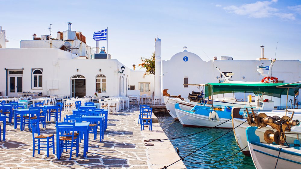 The arrivals of tourists in Paros are on a spectacular rise