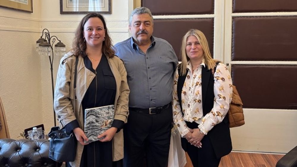 Εθιμοτυπική επίσκεψη της γενικής προξένου της Γαλλίας στον αντιπεριφερειάρχη Χανίων