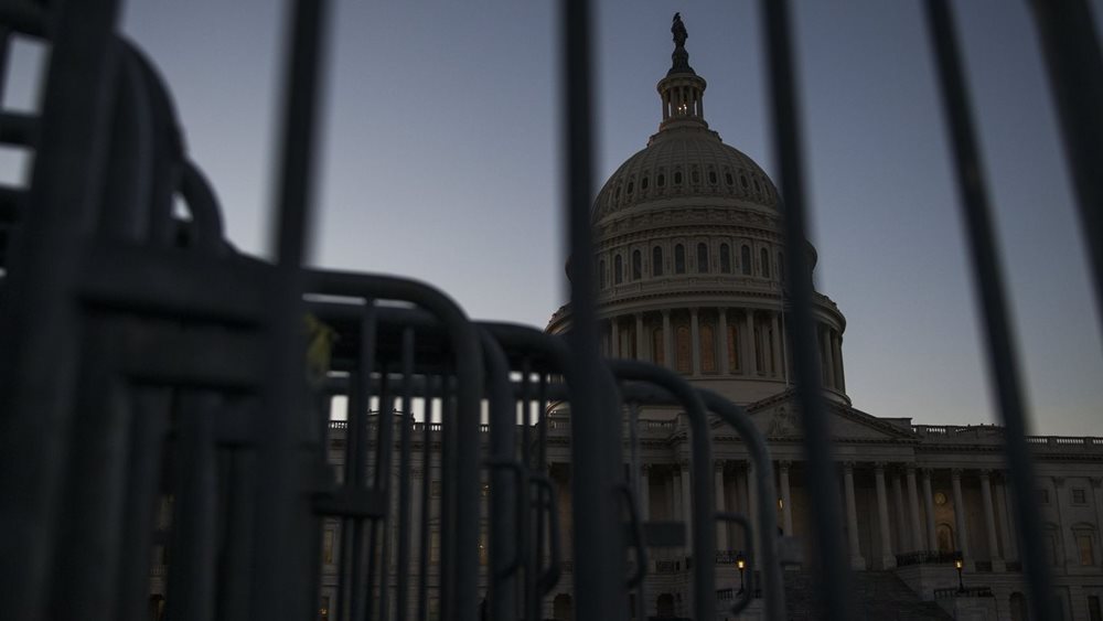 ΗΠΑ: Σε χαμηλό τριών μηνών ο δείκτης PMI υπηρεσιών τον Δεκέμβριο