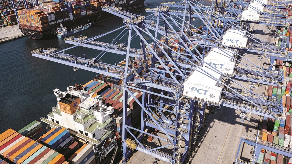 Piraeus Container Terminal: Επενδύσεις µε γνώµονα τη βιωσιµότητα