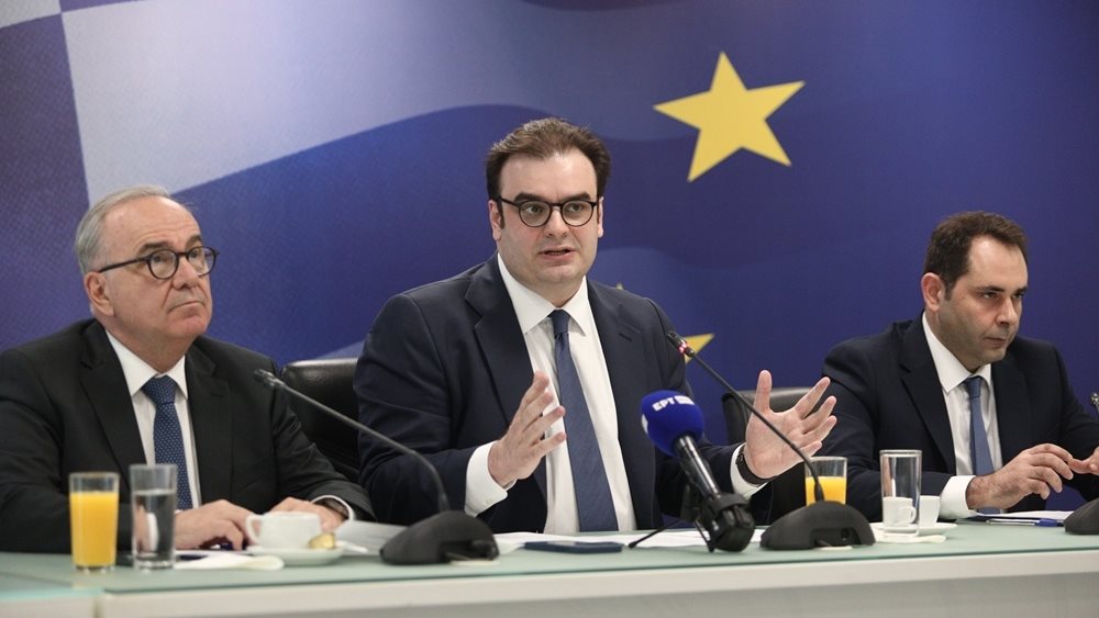 Κυρ. Πιερρακάκης: Κάλυψη ενός ενοικίου ως 800€ με προσαύξηση για παιδιά, βοήθημα 250 ευρώ στους χαμηλοσυνταξιούχους - Τα εισοδηματικά και περιουσιακά κριτήρια