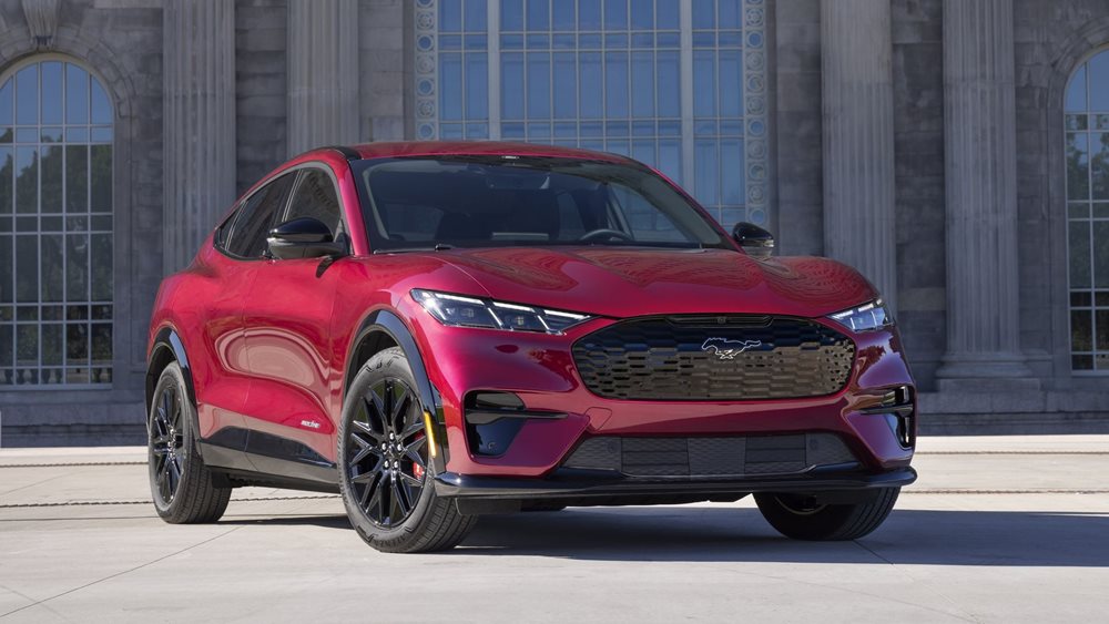 Πότε θα κυκλοφορήσει η ανανεωμένη Mustang Mach-E-θα έχει και χαμηλότερη τιμή