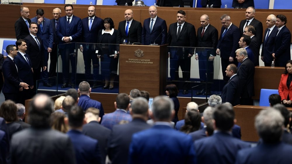 Βουλγαρία: Ορκίζεται η νέα κυβέρνηση του Ρόσεν Ζελιάσκοφ