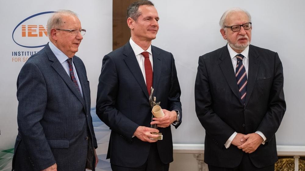 Βραβεύθηκε από το ΙΕΝΕ ο Μ. Μανουσάκης (ΑΔΜΗΕ)