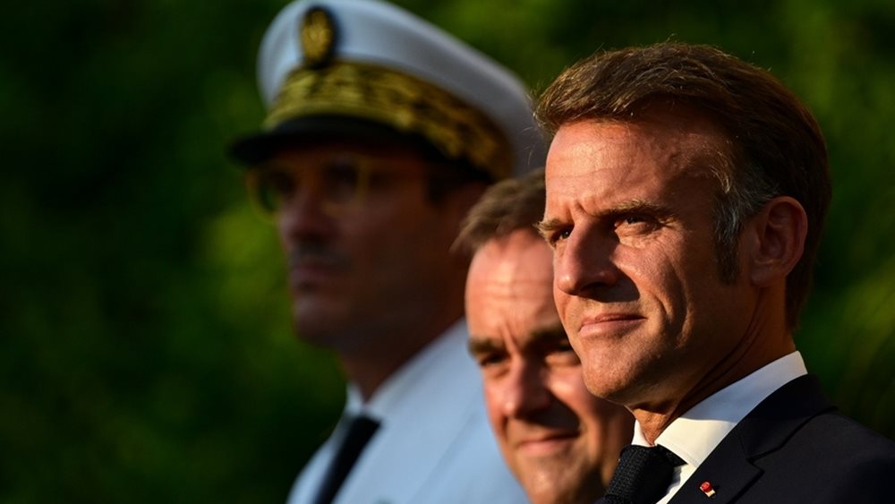 Από την παραίτηση Λεκορνί στο..."Λεκορνί 2" - Η εβδομάδα που άλλαξε για πάντα το γαλλικό πολιτικό τοπίο