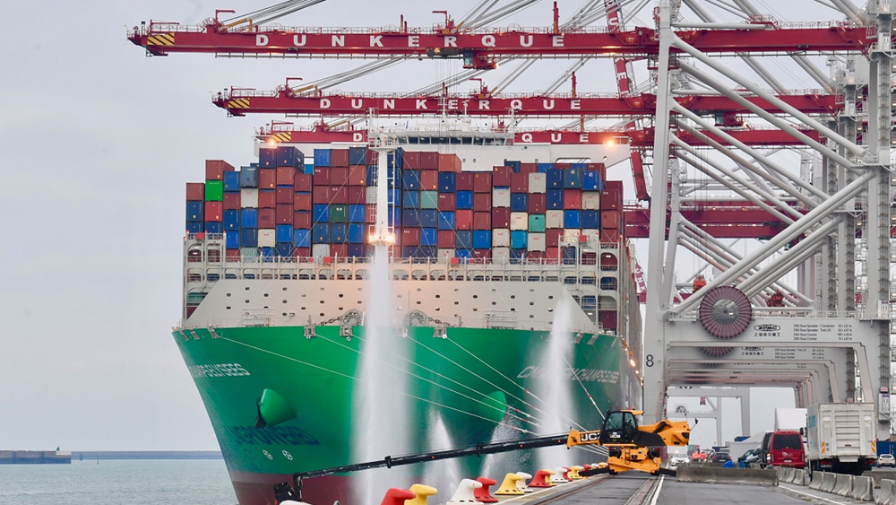Η MSC θα σταματήσει να χρησιμοποιεί τη διώρυγα του Σουέζ