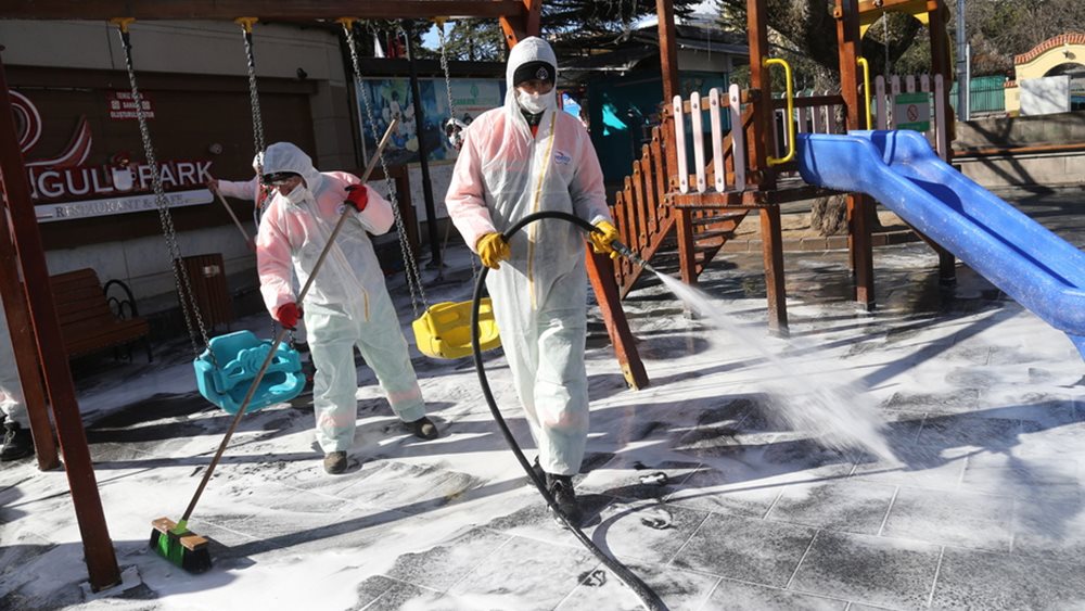 Η Τουρκία σε καθολική καραντίνα για το Σαββατοκύριακο καθώς τα κρούσματα νέου κορονοϊού σπάνε ρεκόρ