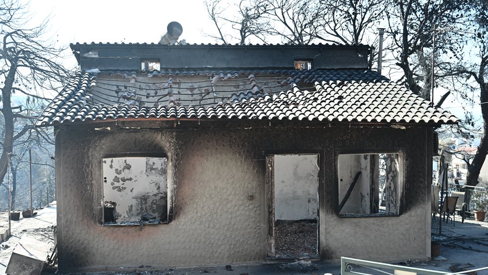 Αυτοψία για την καταγραφή των ζημιών στις πυρόπληκτες περιοχές από κλιμάκια της Πολιτικής Προστασίας