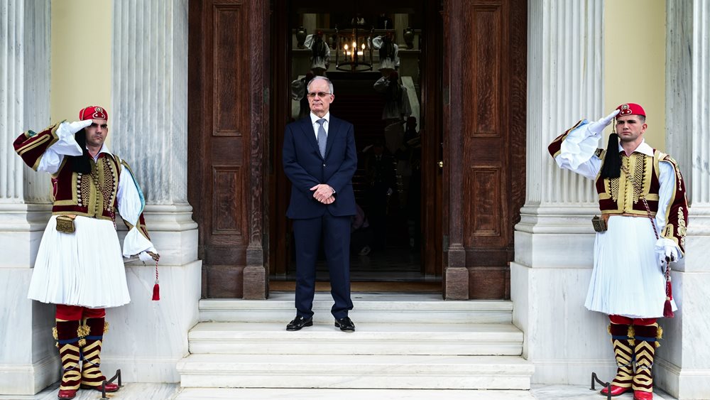 "Όχι" Κ. Τασούλα στο αίτημα Αλ. Τσίπρα για τα πρακτικά του Συμβουλίου Πολιτικών Αρχηγών της 6ης Ιουλίου 2015