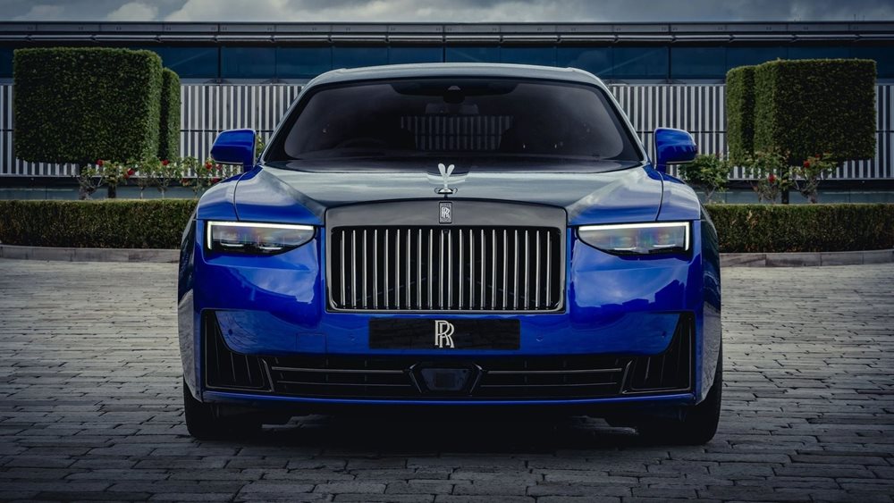Αυτή είναι η πρώτη Rolls-Royce εμπνευσμένη από τα βιντεοπαιχνίδια των 80s