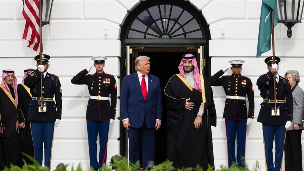 Επενδύσεις $1 τρισ. υπόσχεται στις ΗΠΑ η Σαουδική Αραβία