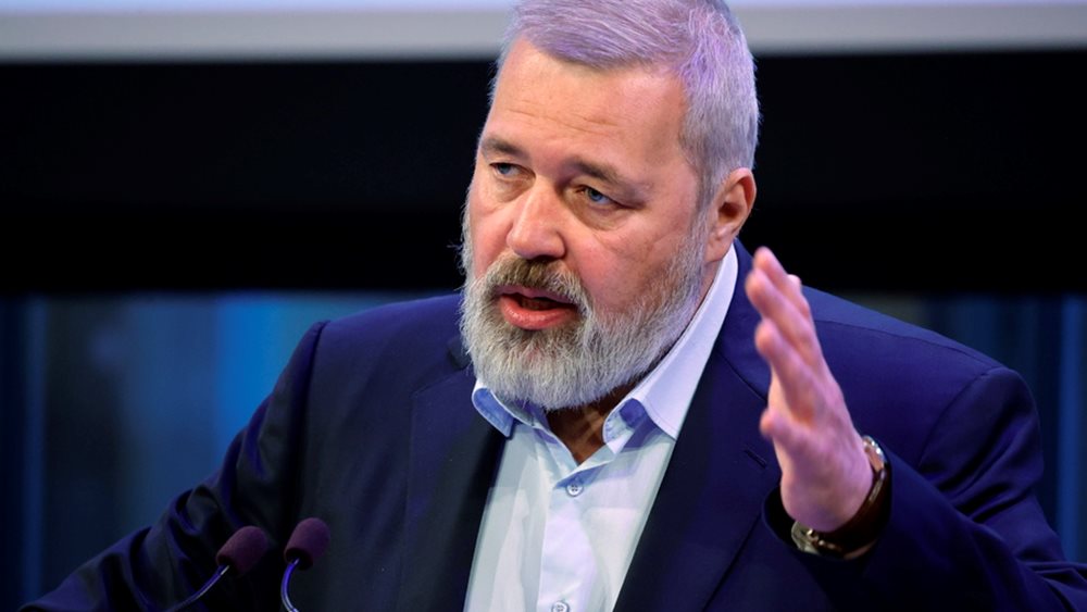 Η έκκληση του νομπελίστα Ρώσου δημοσιογράφου Μουράτοφ προς Πούτιν - Ζελένσκι