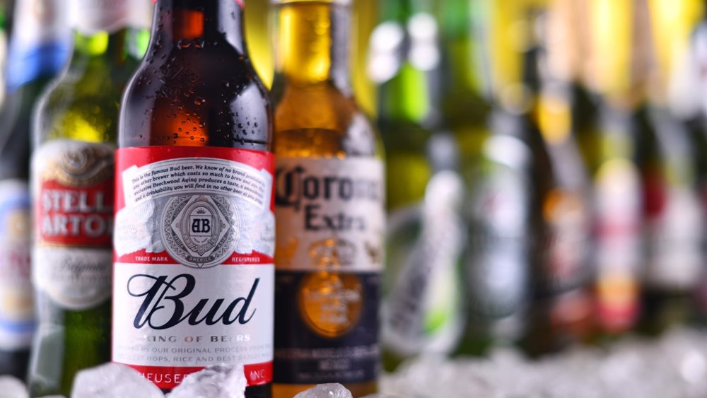 AB InBev: Ξεπέρασε τις εκτιμήσεις παρά το πλήγμα για την Bud λόγω τρανς influencer