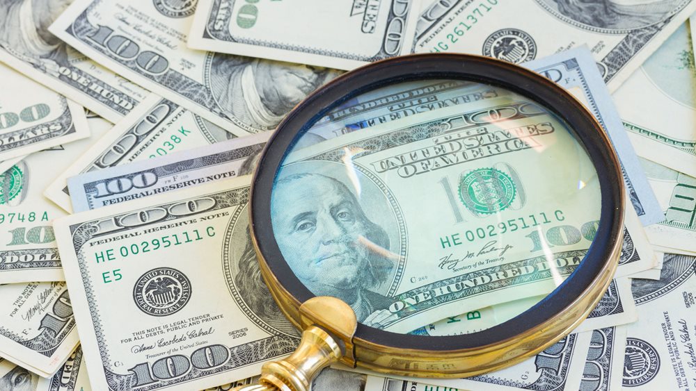 Πριν από το Νταβός, η Oxfam στηλιτεύει την αύξηση του πλούτου των δισεκατομμυριούχων και καλεί να φορολογηθούν περισσότερο
