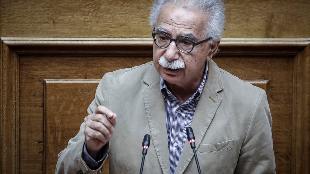 Θεσσαλονίκη: Επεισόδια και χημικά σε εκδήλωση που θα συμμετείχε ο Γαβρόγλου