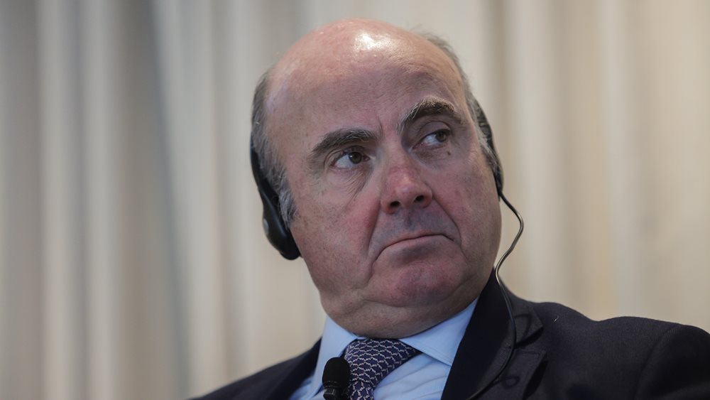 Ντε Γκίντος: Πιθανή η δυνατή ανάκαμψη στη Ευρωζώνη το β&#39; εξάμηνο του 2021 αν ο πληθυσμός εμβολιαστεί