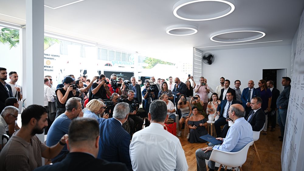 Παπαστράτος: Δωρεά στο Συντονιστικό Επιχειρησιακό Κέντρο Καταπολέμησης