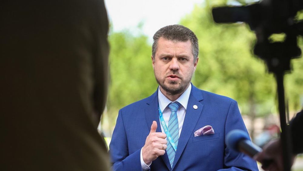 Εσθονία προς Κοντονή: Να θυμόμαστε τα θύματα όλων των δικτατοριών