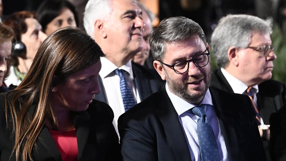 Σχέδιο αντιμετώπισης της Κωνσταντοπούλου ετοιμάζουν στο ΠΑΣΟΚ