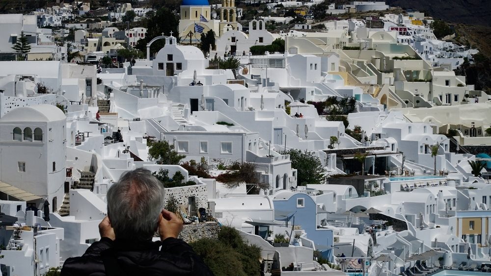 A. Ζεληλίδης- Kαθηγητής Γεωλογίας: Η άνοδος της λάβας θεωρώ ότι είναι η αιτία των σεισμών