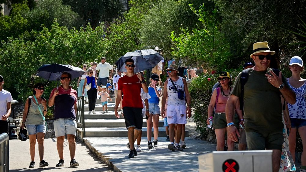 Καύσωνας 2025: Σε Ανατολική Στερεά, Αττική, Ανατ. Πελοπόννησο και Ανατ. Μακεδονία-Θράκη οι υψηλότερες θερμοκρασίες της Πέμπτης