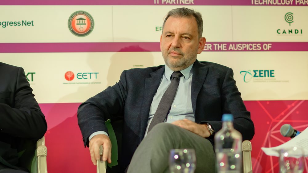 Χ. Μπρουμίδης (Vodafone): Εφικτή η αύξηση των συνδέσεων οπτικής ίνας κατά 50% έως το 2025
