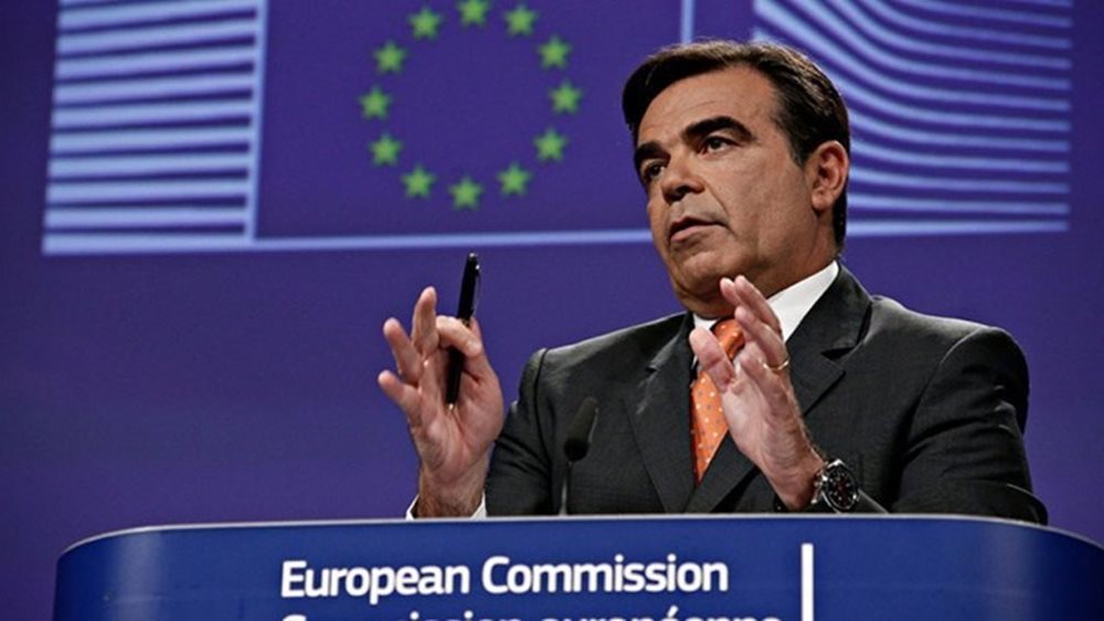 ΕΕ: Νέες αρμοδιότητες στον Μ. Σχοινά μετά την προσωρινή απομάκρυνση της Μ. Βεστάγκερ