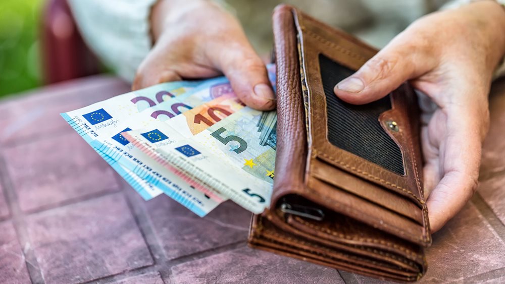 Πλασματικά έτη δυο ταχυτήτων για ασφαλισμένους σε δημόσιο και ιδιωτικό τομέα - Πώς θα τα αναγνωρίσετε