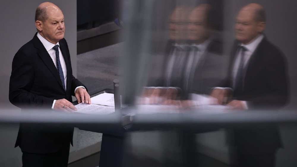 Η Γερμανία σε σταυροδρόμι και ο Σολτς δεν μπορεί να ηγηθεί